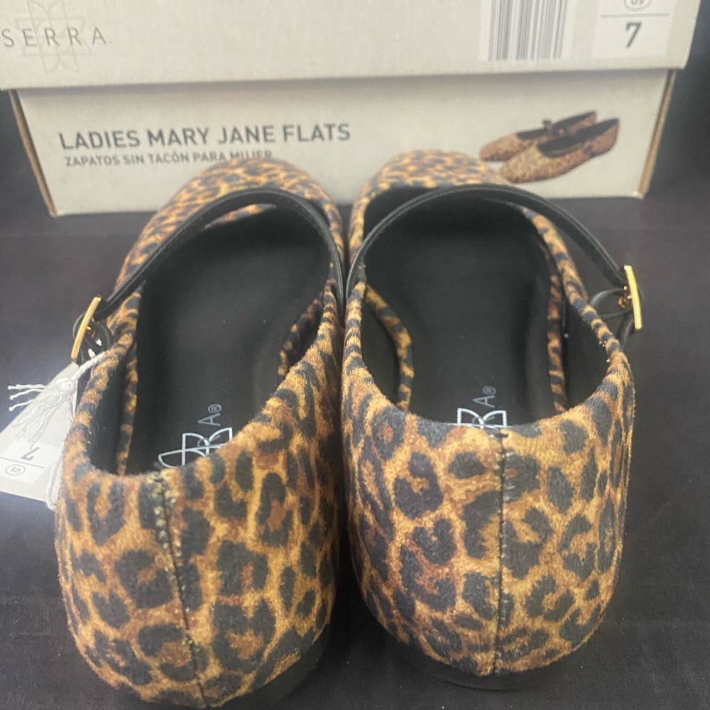 Serra Leopard Print Mary Jane Flats Ladies size 7 - Picture 5 of 10